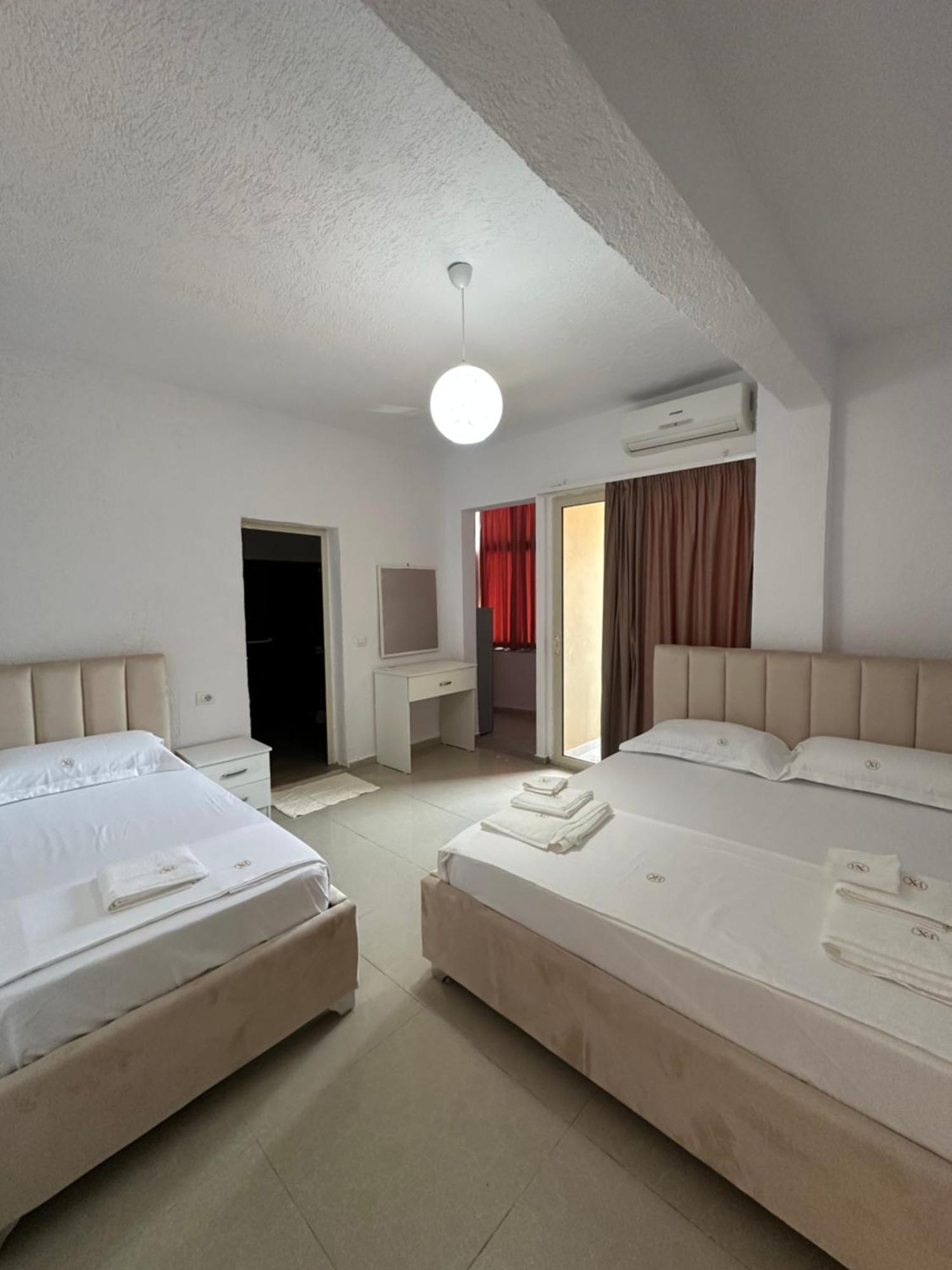 Hotel Giulio Golem (Tirana)